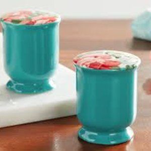 The Pioneer Woman Salt & Pepper Shaker Set